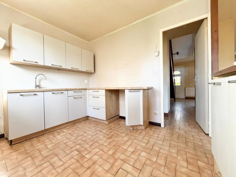 Maison - 95 m² - 5 pièces
