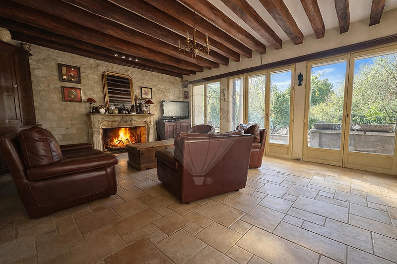 Maison - 210 m² - 7 pièces