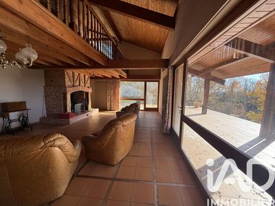 Maison de maîtres - 214 m² - 7 pièces