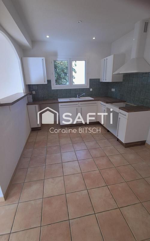 Maison - 111 m² - 4 pièces