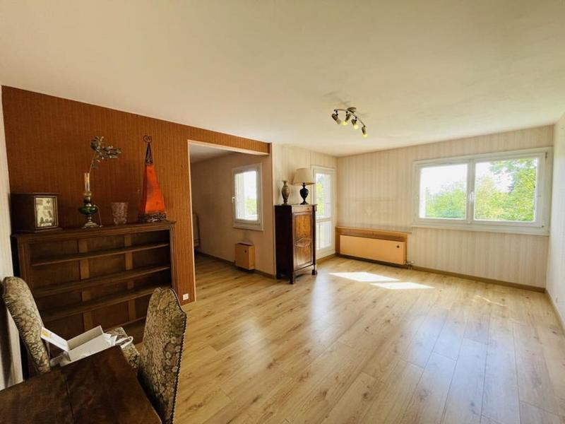 Appartement - 95 m² - 5 pièces