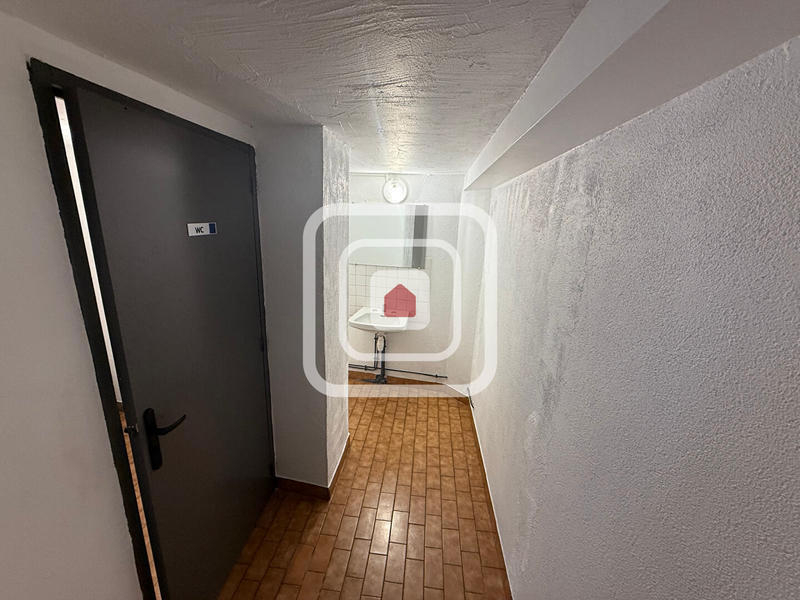 Maison - 642 m² - 14 pièces