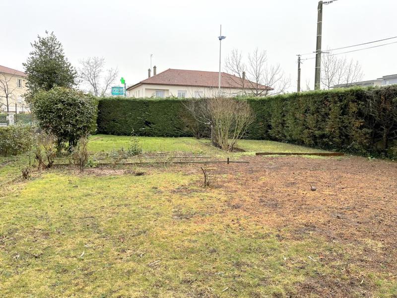 Terrain constructible - 552 m²