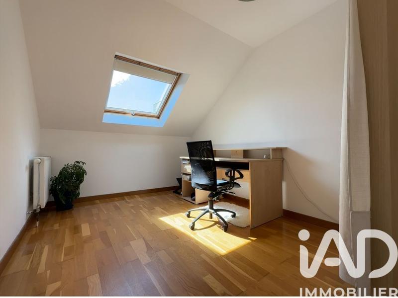 Maison - 94 m² - 4 pièces