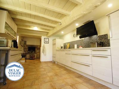 Viager - Maison de village - 138 m² - 6 pièces
