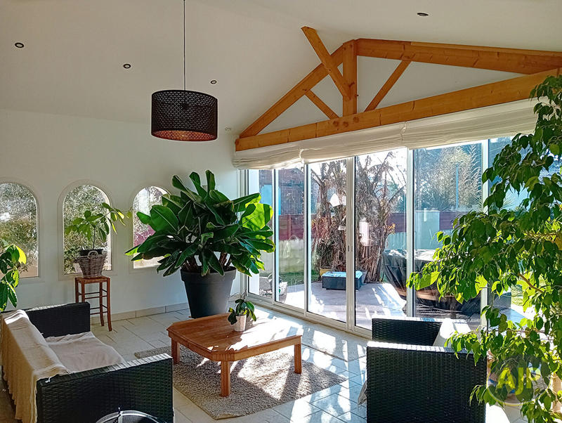 Maison - 200 m² - 6 pièces