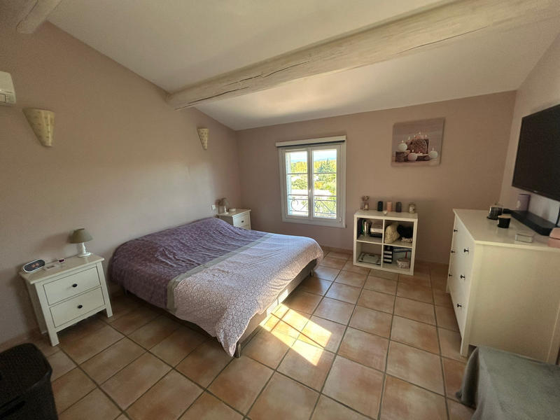 Maison - 184 m² - 8 pièces