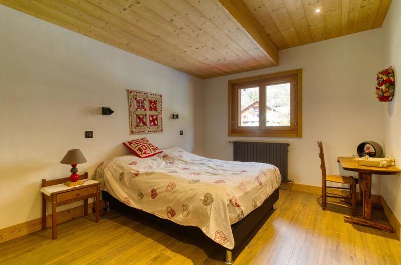 Châlet - 260 m² - 9 pièces