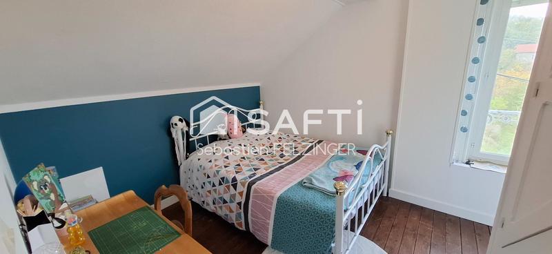 Maison - 98 m² - 6 pièces