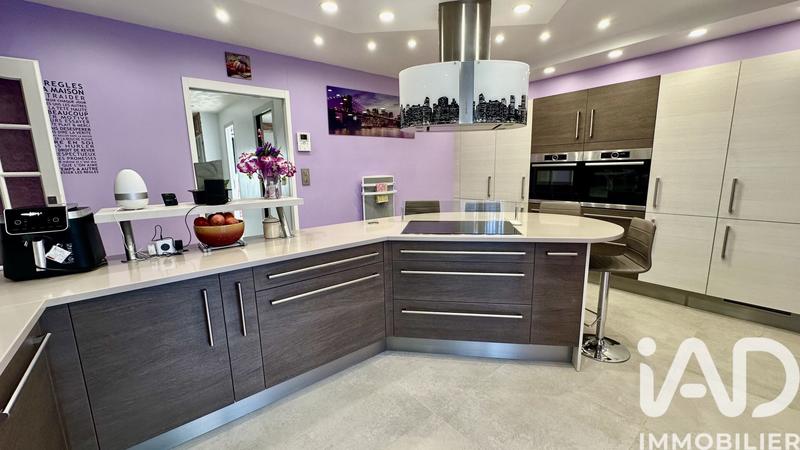 Maison - 142 m² - 7 pièces