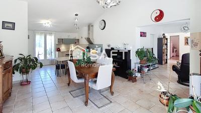 Maison - 121 m² - 6 pièces