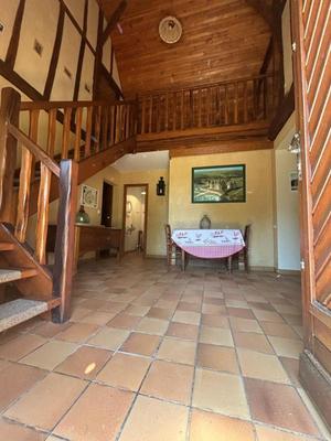 Maison - 161 m² - 6 pièces