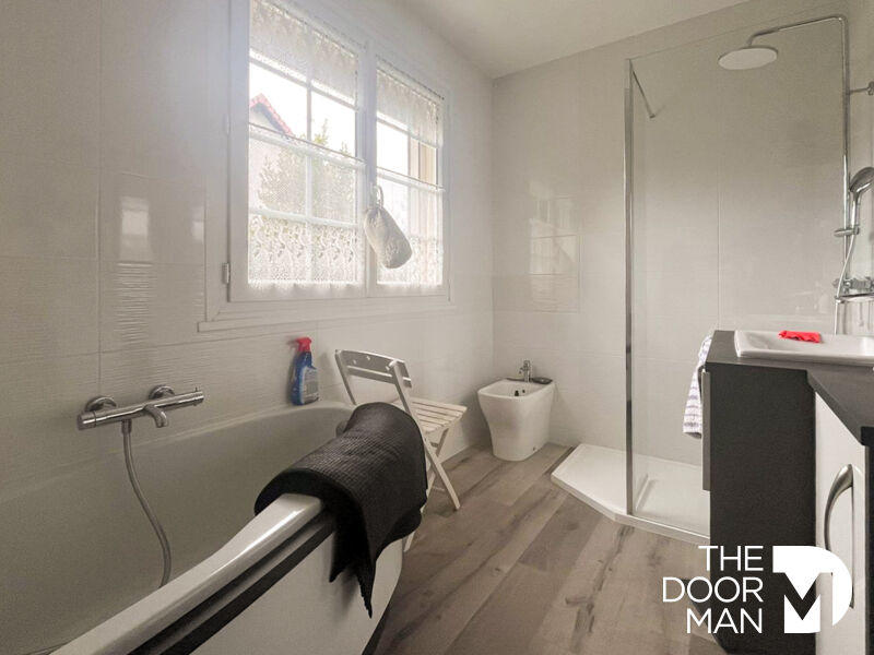 Maison - 124 m² - 6 pièces