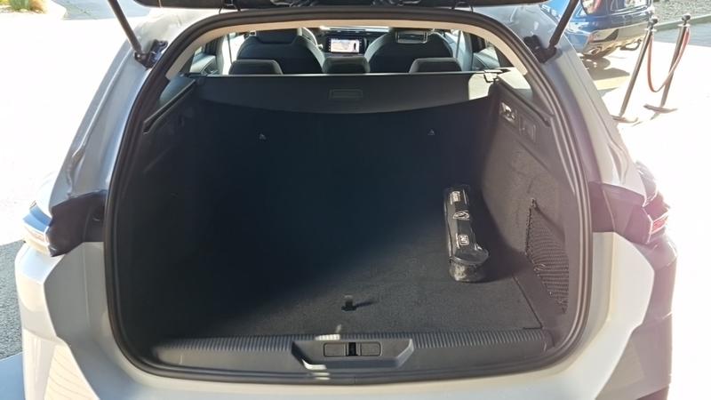 Peugeot 308 III Hybrid 136 e-Dcs6 Allure