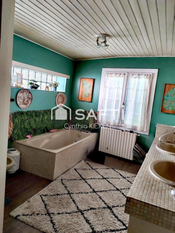 Maison - 200 m² - 5 pièces