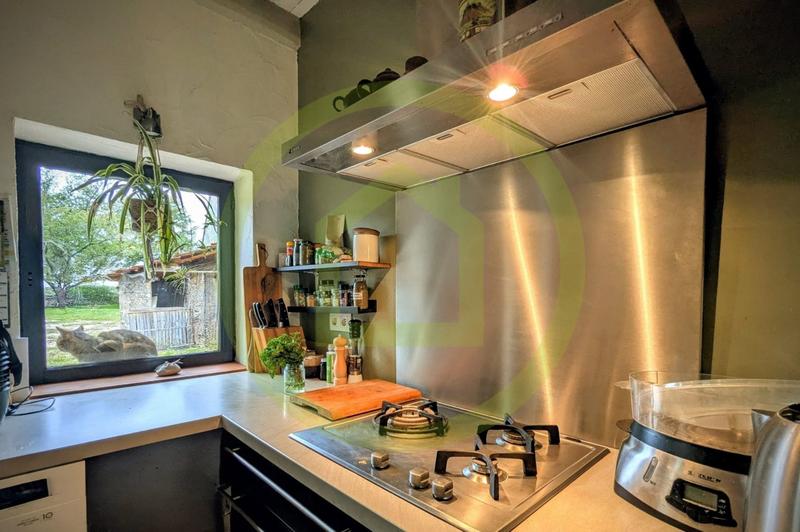 Maison - 100 m² - 3 pièces