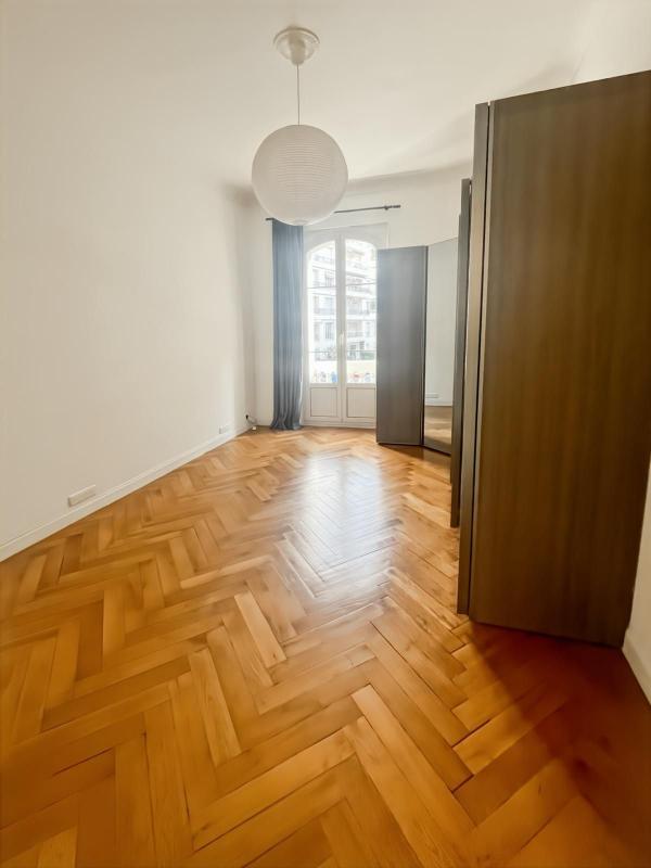 Appartement - 94 m² - 4 pièces