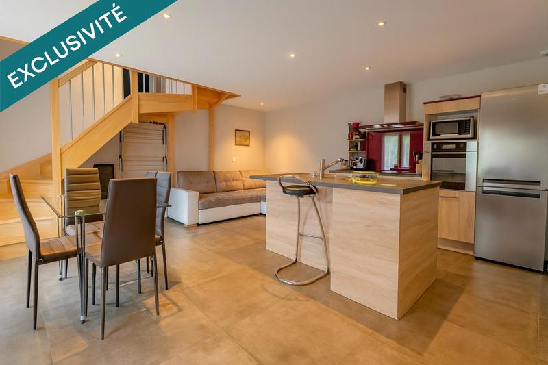 Maison - 263 m² - 9 pièces