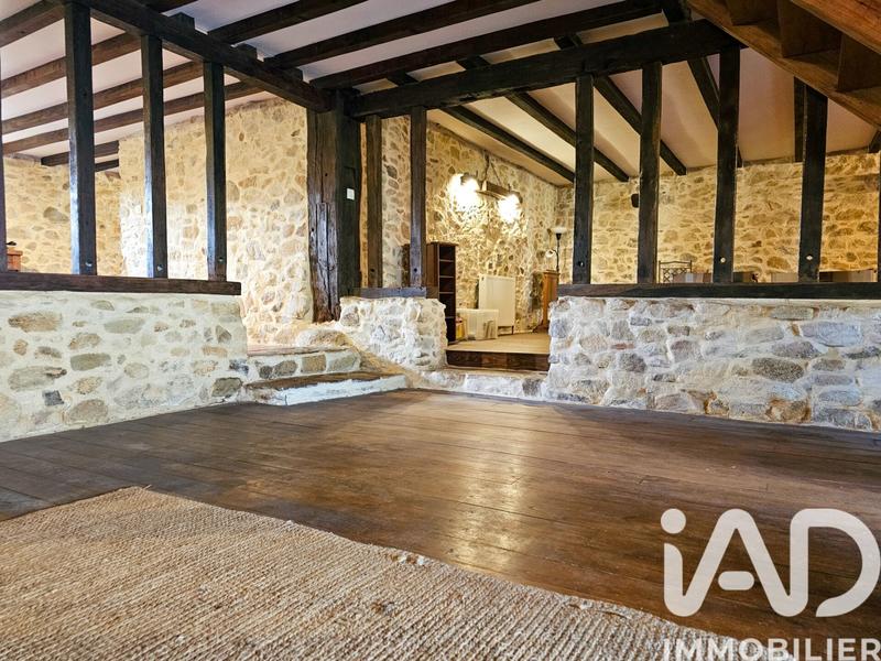 Maison - 409 m² - 12 pièces