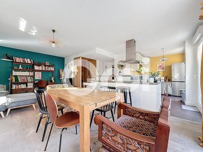 Appartement - 77 m² - 3 pièces