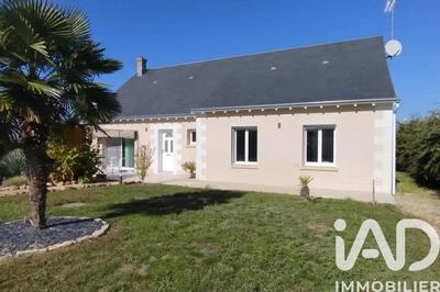 Maison - 213 m² - 9 pièces