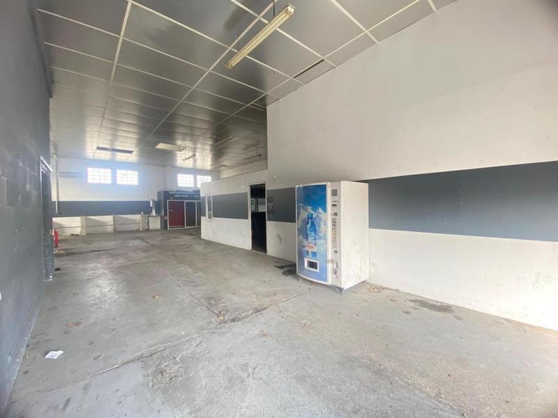 Local commercial - 230 m²