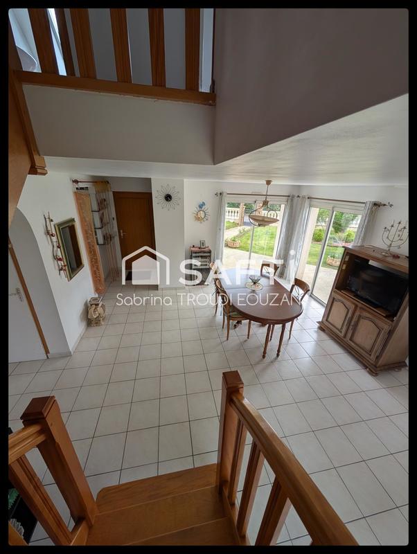 Maison - 102 m² - 6 pièces
