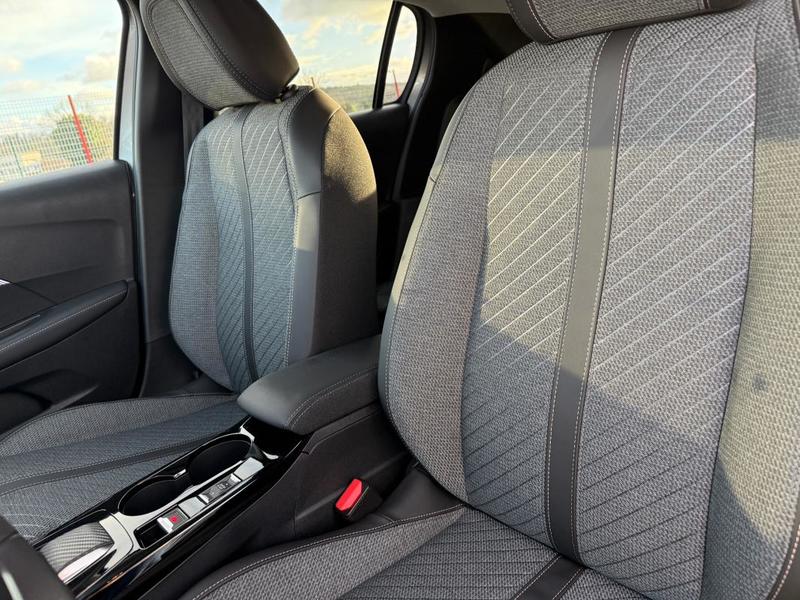 Peugeot 208 Hybrid 110 e-Dcs6 Allure