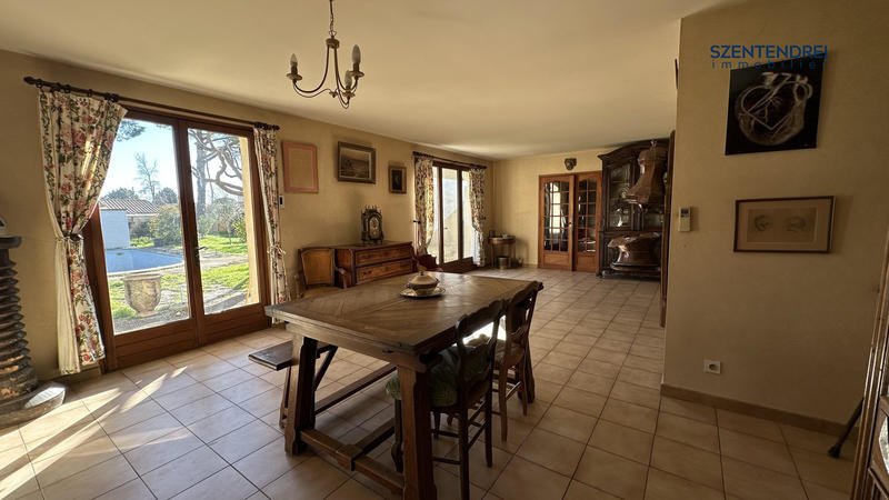Maison - 193 m² - 6 pièces