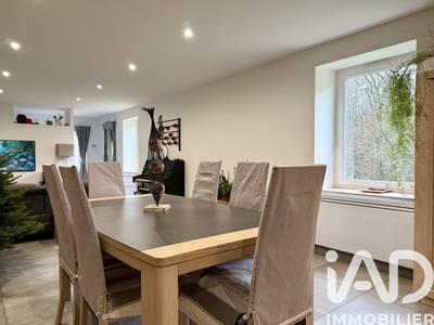 Maison - 137 m² - 5 pièces