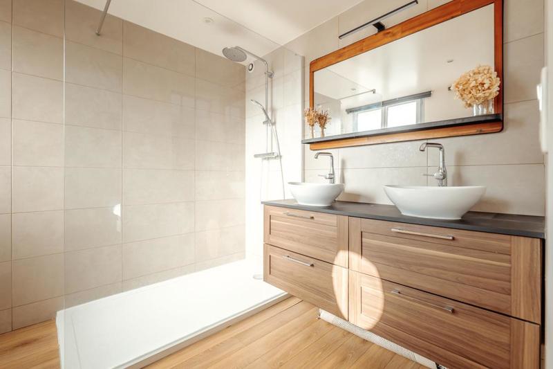 Appartement - 100 m² - 4 pièces