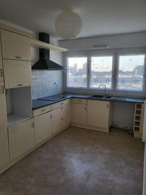 Appartement - 85 m² - 4 pièces