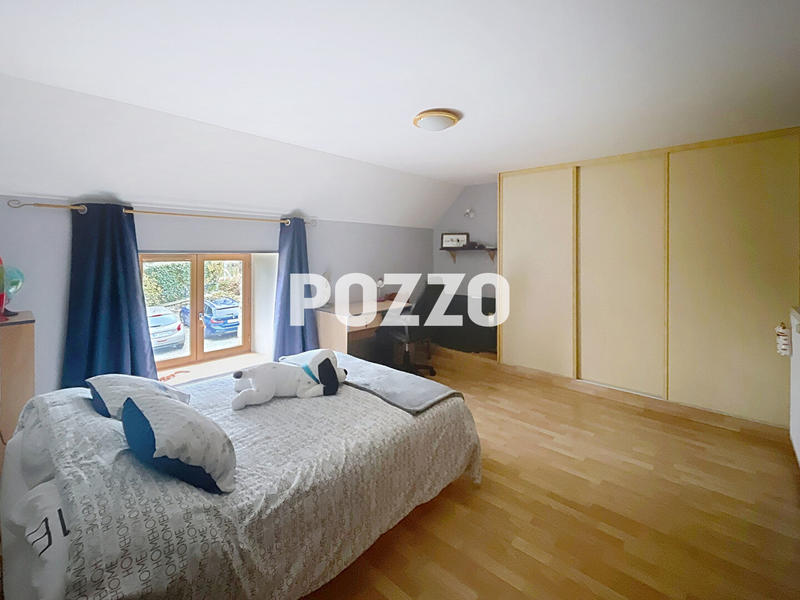 Maison - 185 m² - 6 pièces