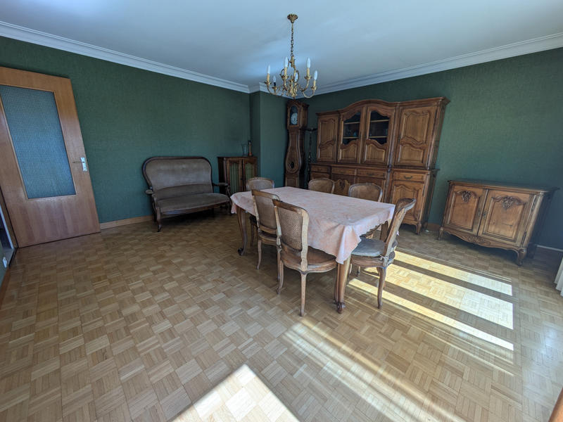 Maison - 125 m² - 8 pièces