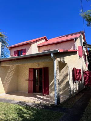 Propriété - 372 m² - 18 pièces