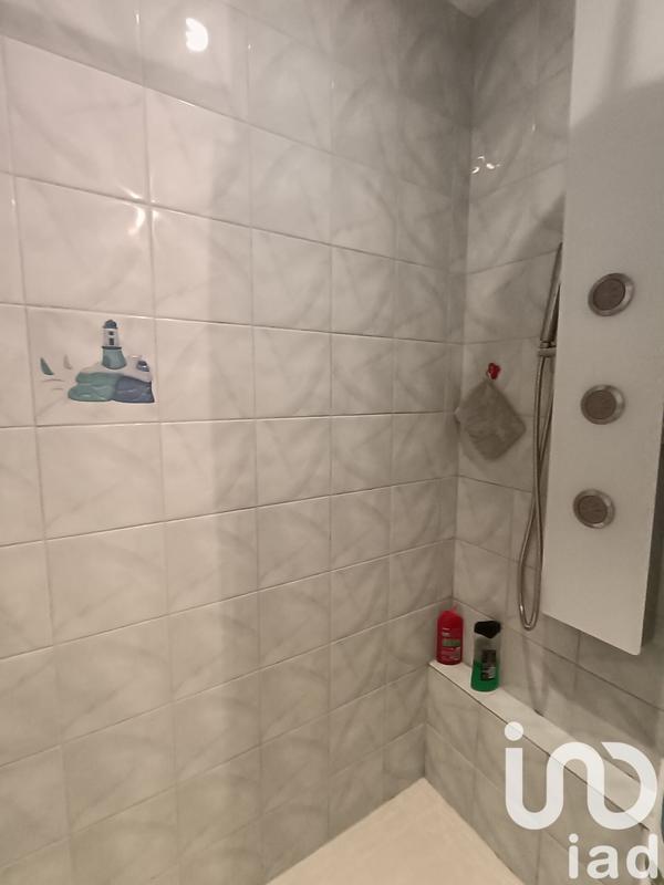 Maison - 183 m² - 9 pièces