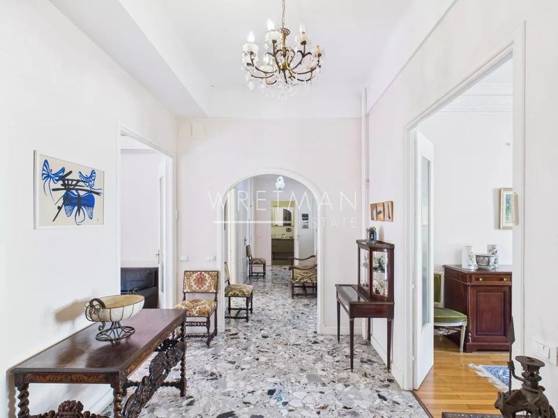 Appartement - 155 m² - 5 pièces