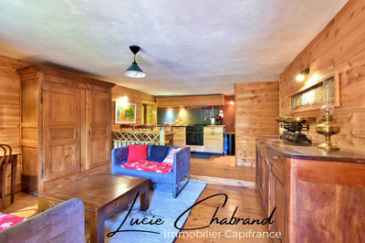 Maison - 127 m² - 10 pièces