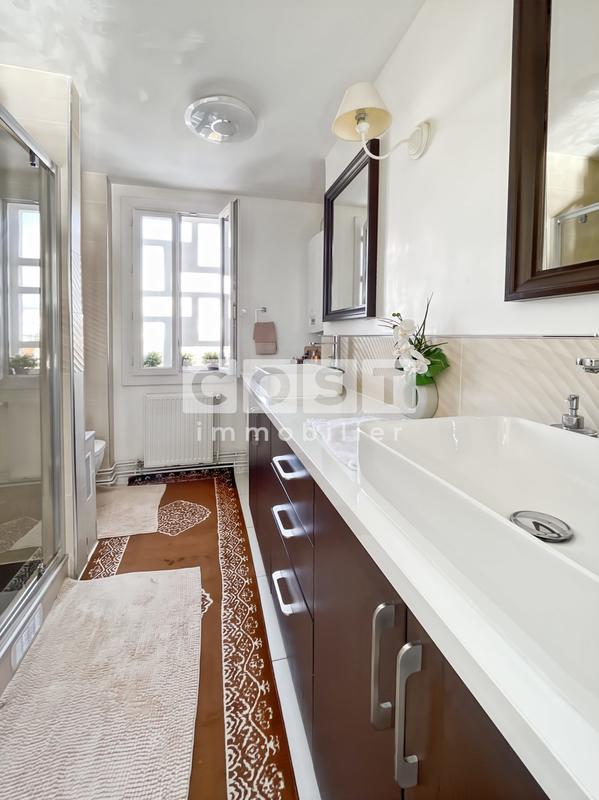 Appartement - 64 m² - 4 pièces