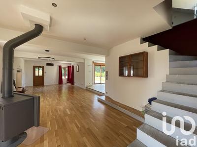 Maison - 186 m² - 7 pièces