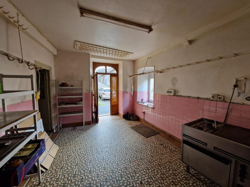 Maison - 151 m² - 7 pièces