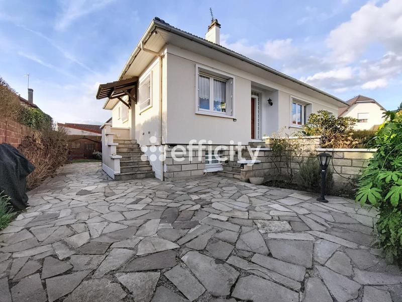 Pavillon - 145 m² - 6 pièces