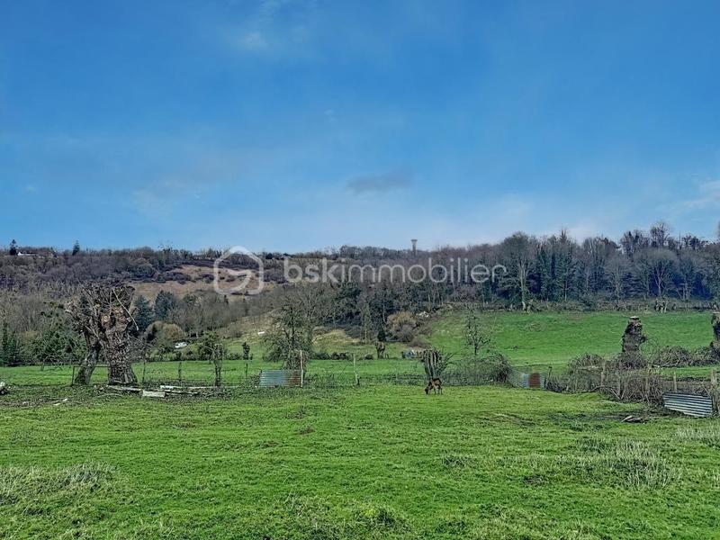 Maison - 5 432 m² - 5 pièces