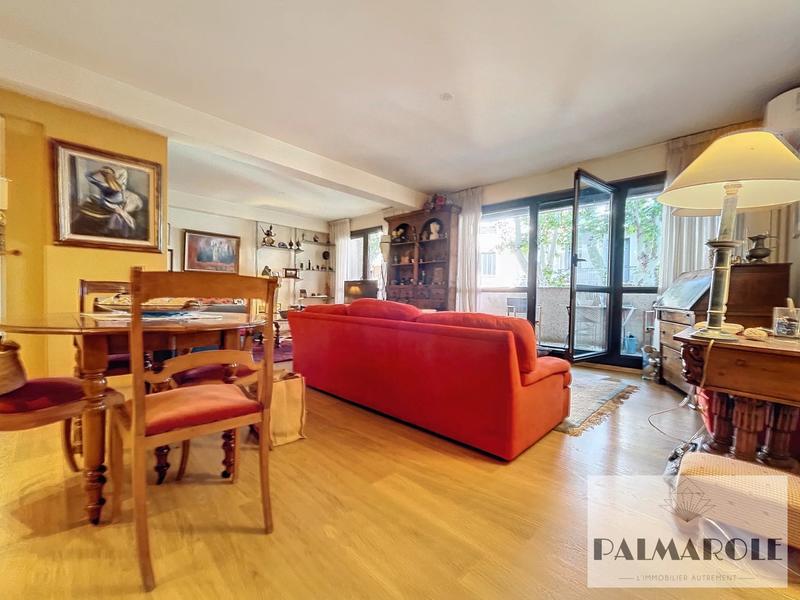 Appartement - 98 m² - 4 pièces