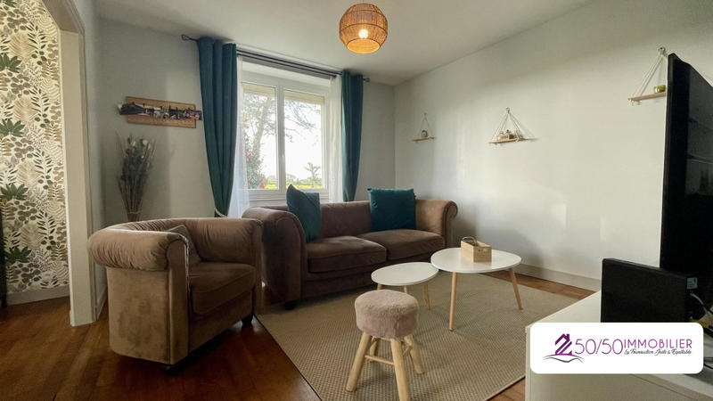 Maison - 115 m² - 8 pièces