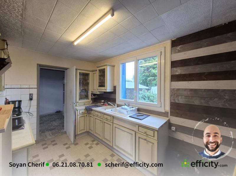 Maison - 99 m² - 5 pièces