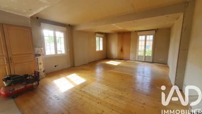 Maison - 296 m² - 7 pièces