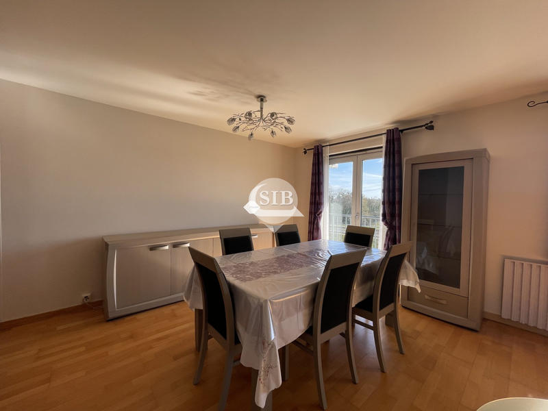 Appartement - 91 m² - 4 pièces