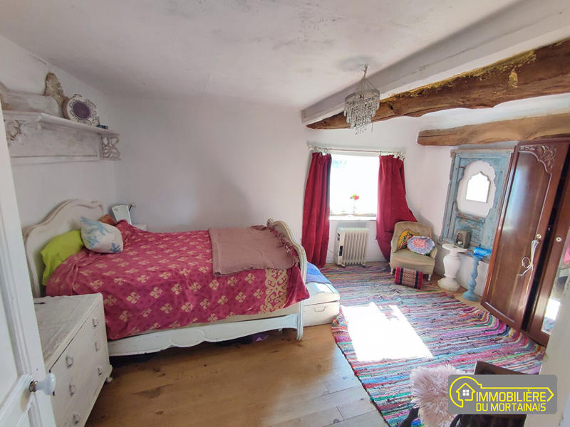 Maison - 93 m² - 4 pièces