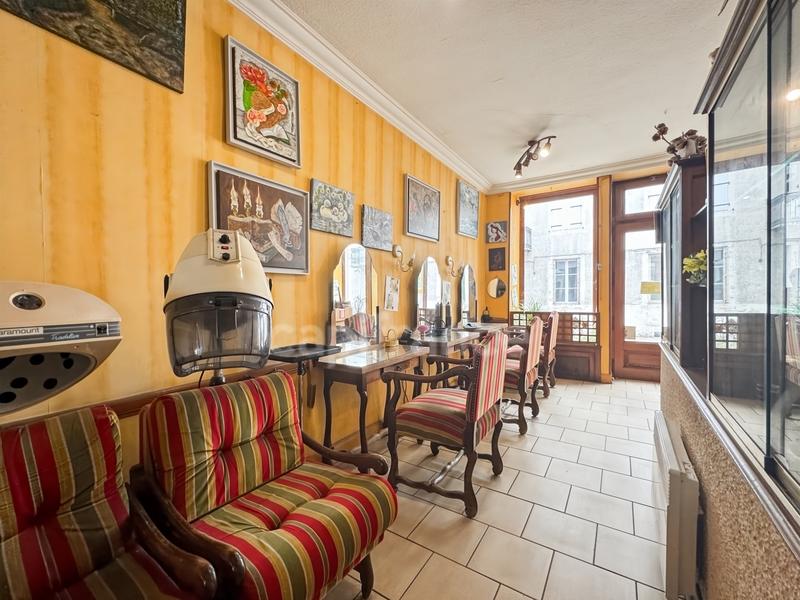 Local commercial - 119 m² - 4 pièces